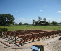 Hiemstra Houtbouw levert uitsluitend maatwerk, dit maakt het mogelijk om de standaardmodellen naar eigen wens aan te passen.